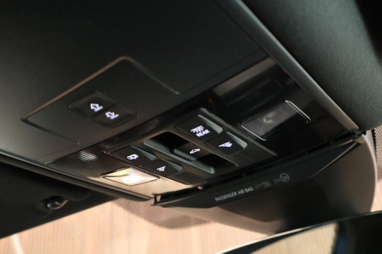 Vehicle Image 37