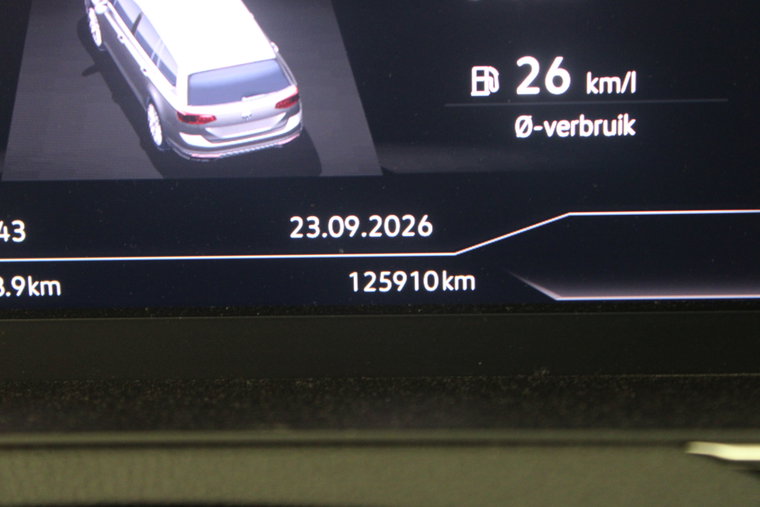 Vehicle Image 23