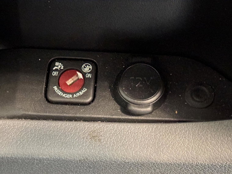 Vehicle Image 19