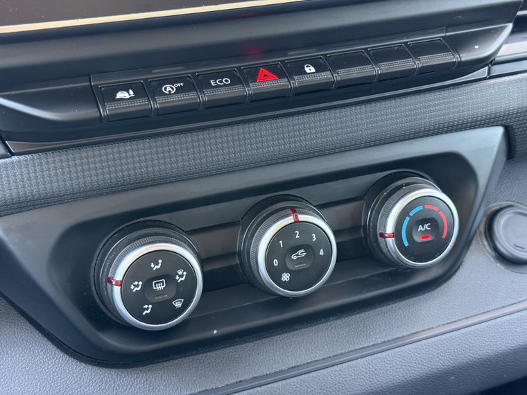 Vehicle Image 27