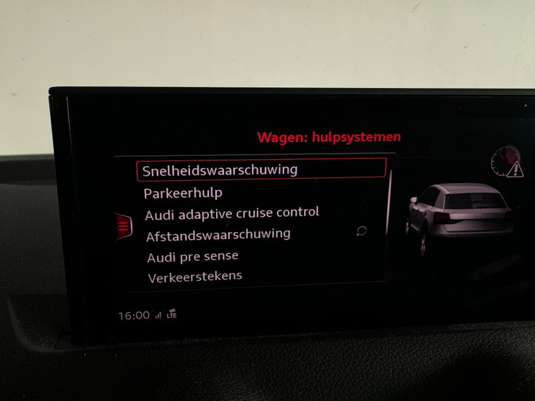 Vehicle Image 29
