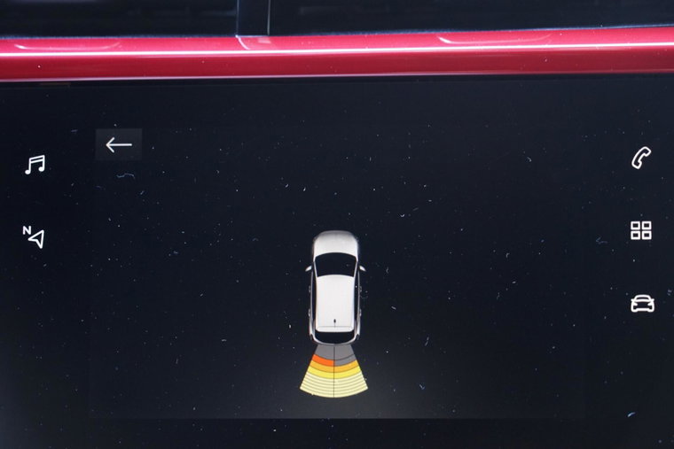 Vehicle Image 13