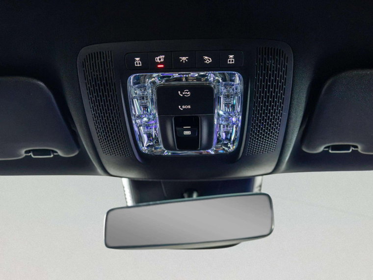 Vehicle Image 24