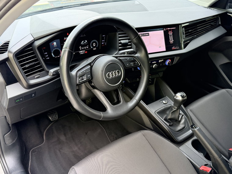 Vehicle Image 22