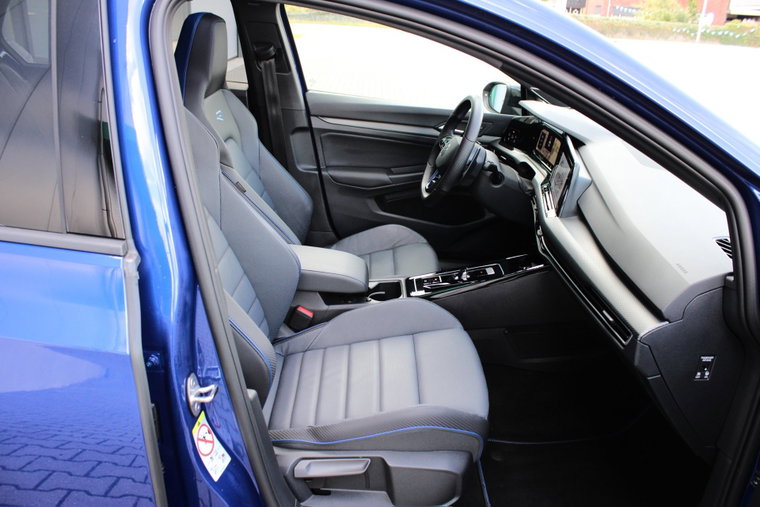 Vehicle Image 39