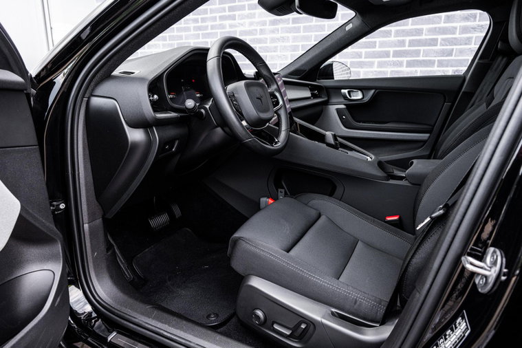 Vehicle Image 18