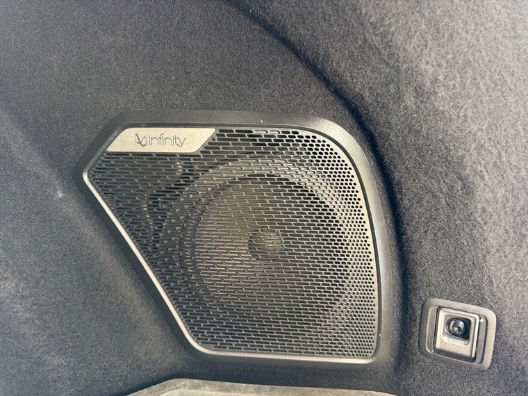 Vehicle Image 40