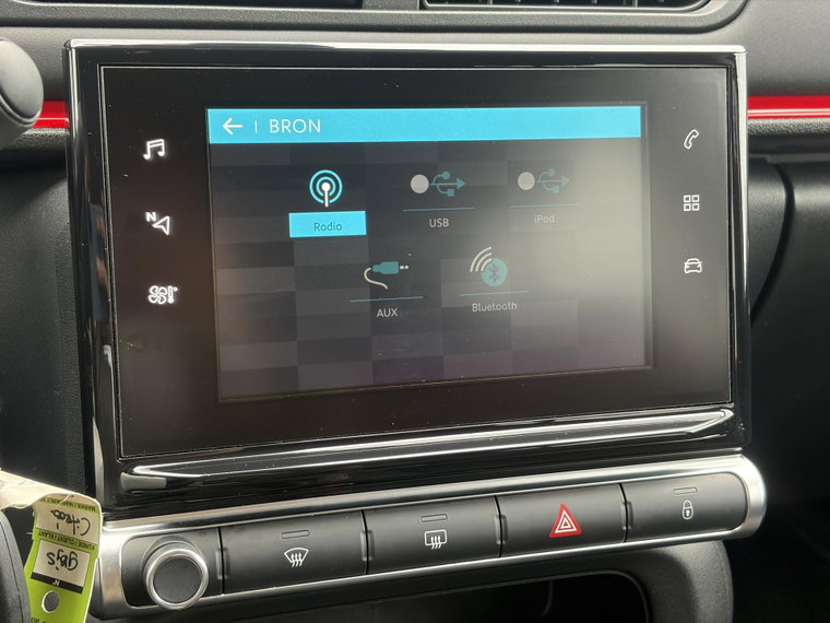 Vehicle Image 19