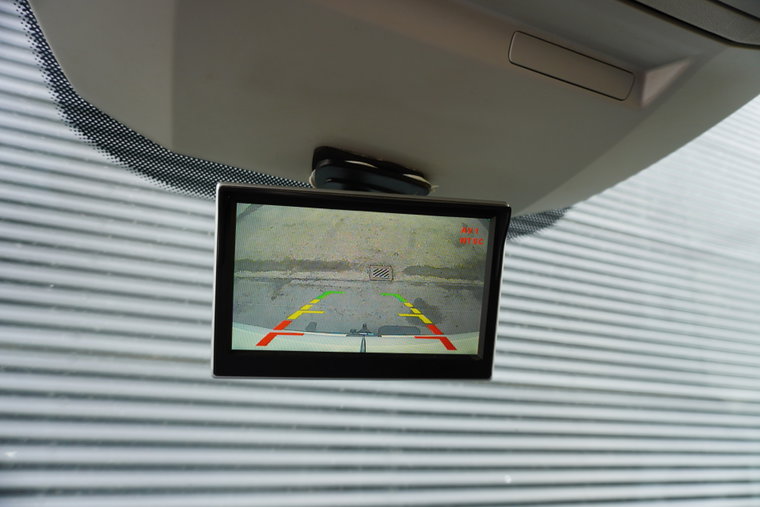 Vehicle Image 16