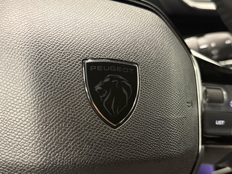 Vehicle Image 33