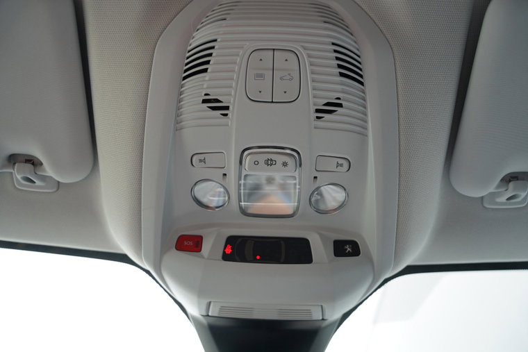 Vehicle Image 38