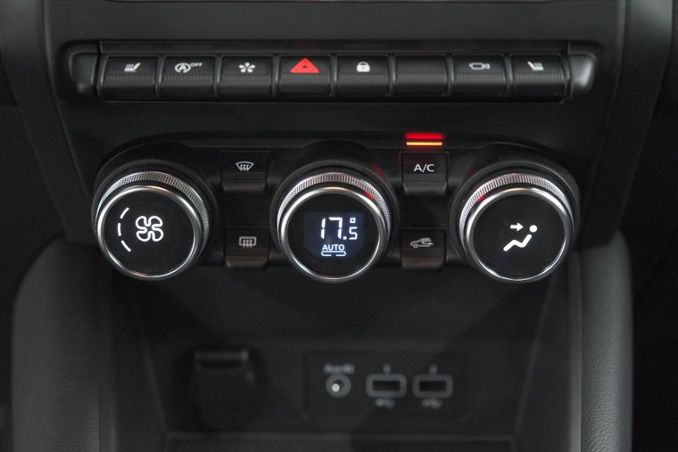 Vehicle Image 33