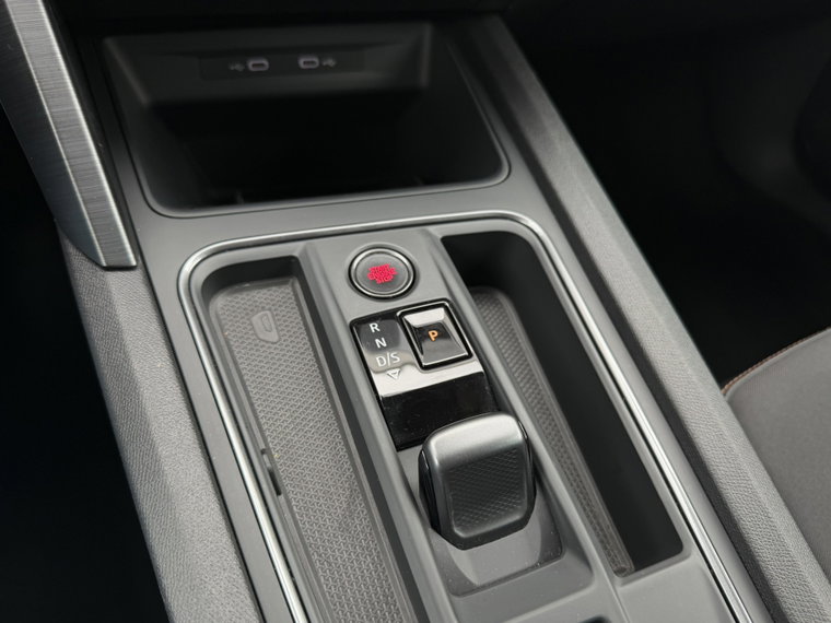 Vehicle Image 57