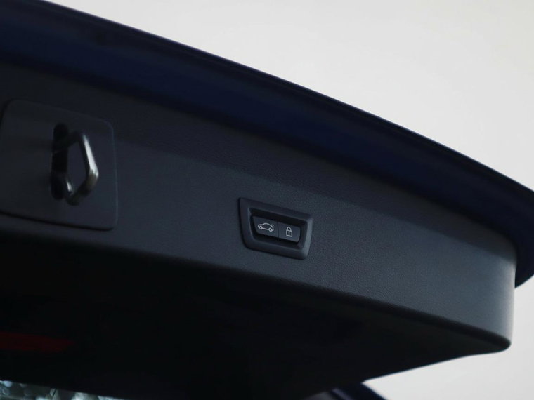 Vehicle Image 39