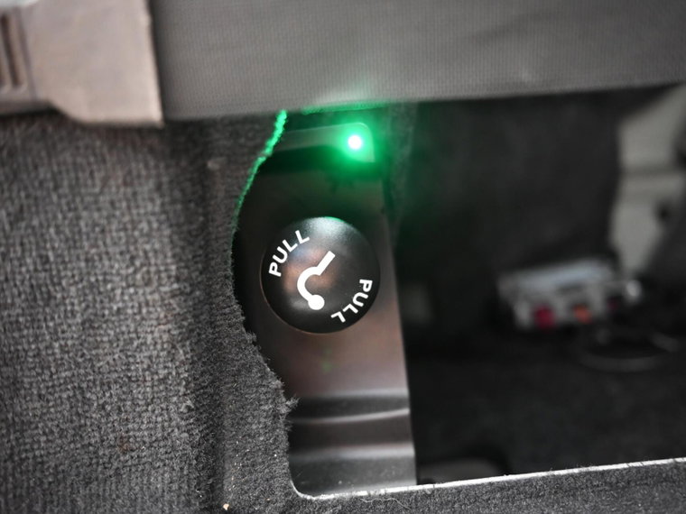 Vehicle Image 23