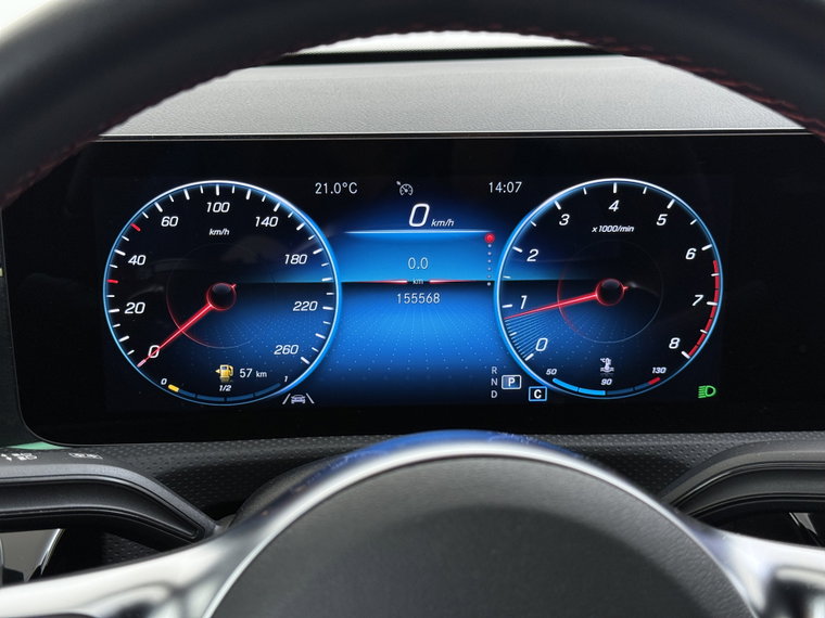 Vehicle Image 30