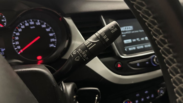 Vehicle Image 28