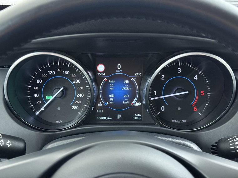 Vehicle Image 25