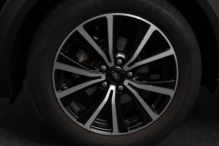 Vehicle Image 20
