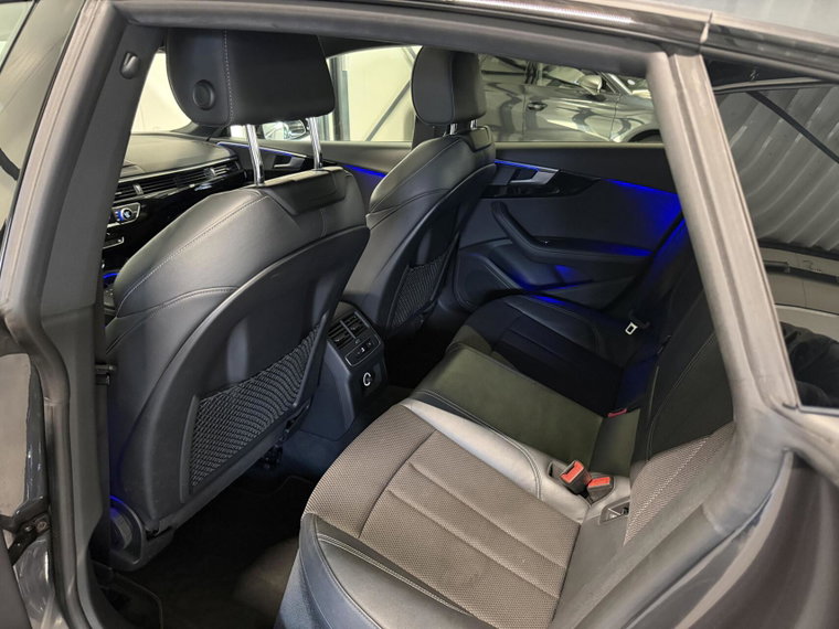 Vehicle Image 35