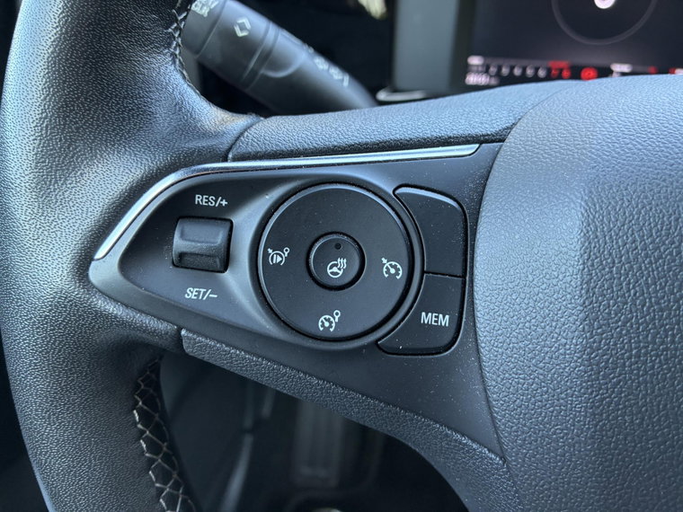 Vehicle Image 29