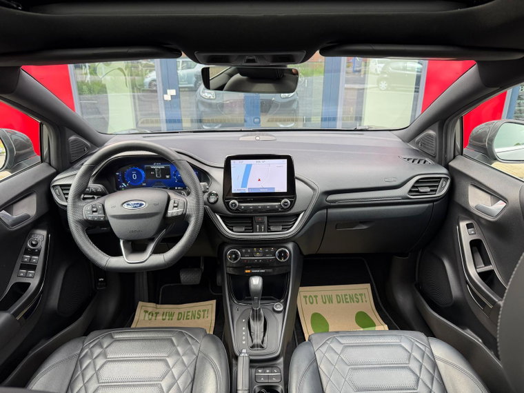 Vehicle Image 16