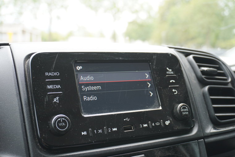 Vehicle Image 11