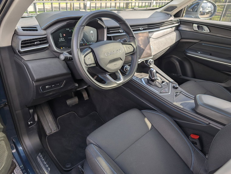 Vehicle Image 21