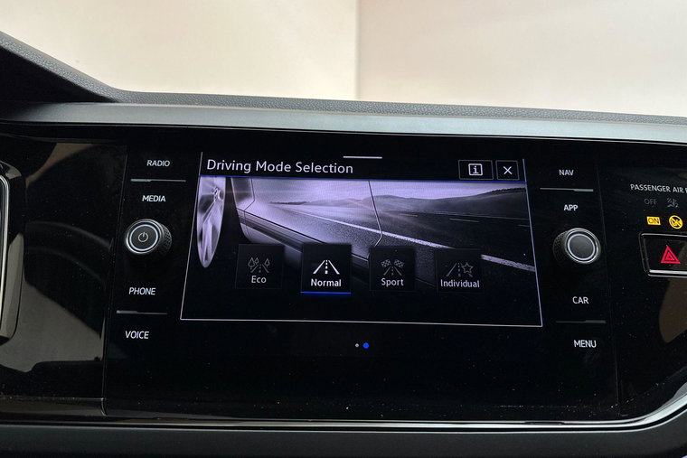 Vehicle Image 31