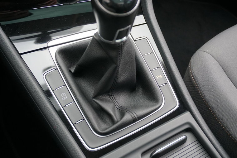 Vehicle Image 28
