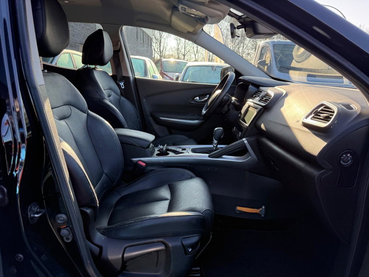 Vehicle Image 35