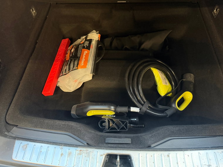 Vehicle Image 20