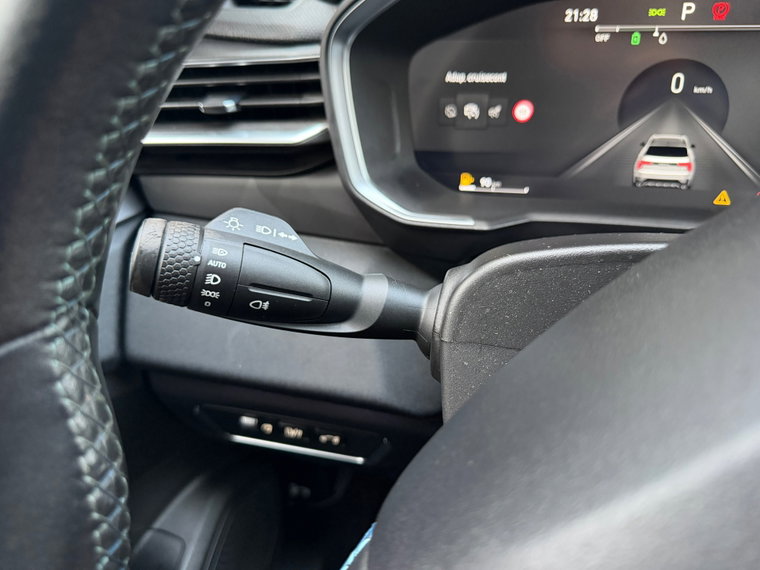 Vehicle Image 40