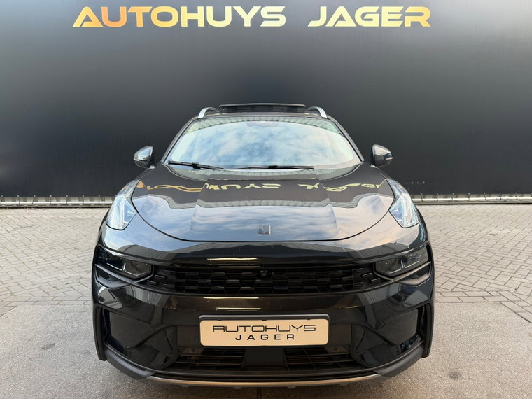 Vehicle Image 9
