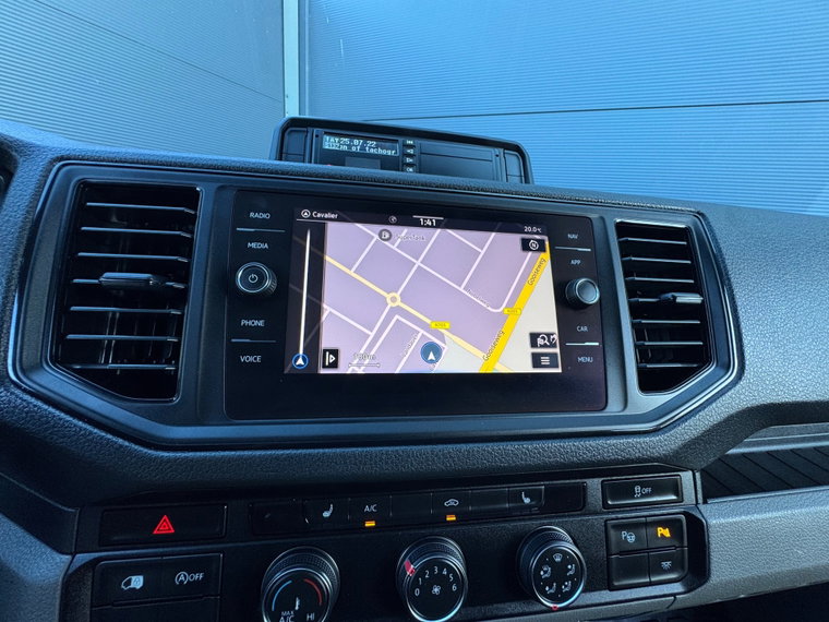 Vehicle Image 18