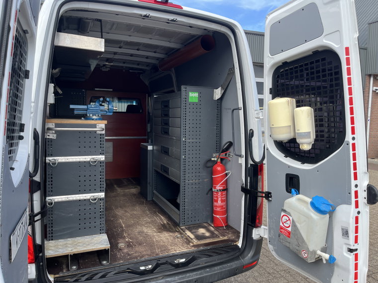 Vehicle Image 35