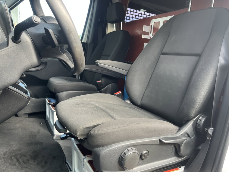 Vehicle Image 41