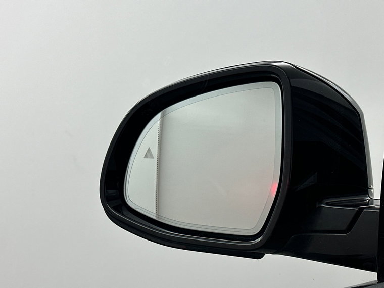 Vehicle Image 24