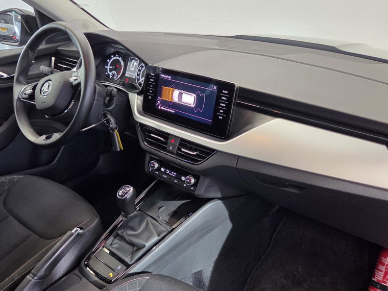 Vehicle Image 15