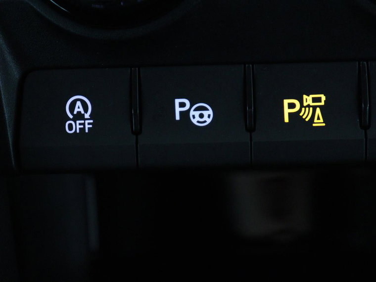 Vehicle Image 35