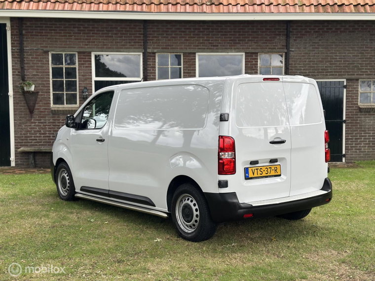 Vehicle Image 40