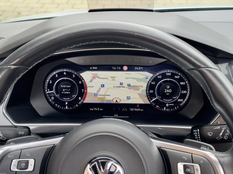 Vehicle Image 36