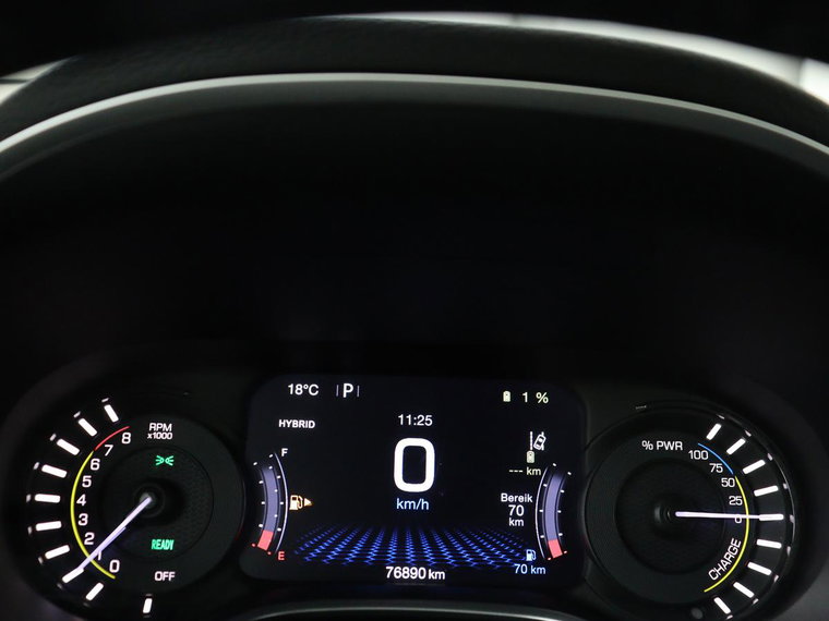 Vehicle Image 32