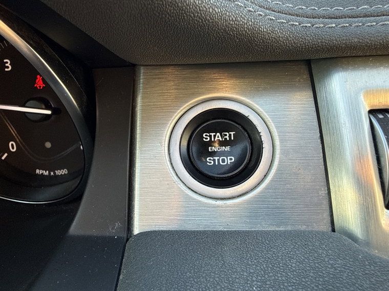 Vehicle Image 28