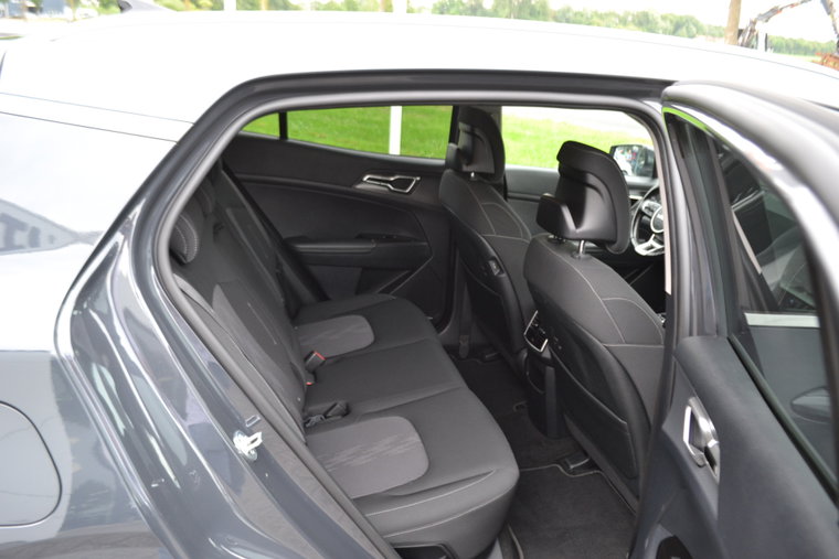 Vehicle Image 18