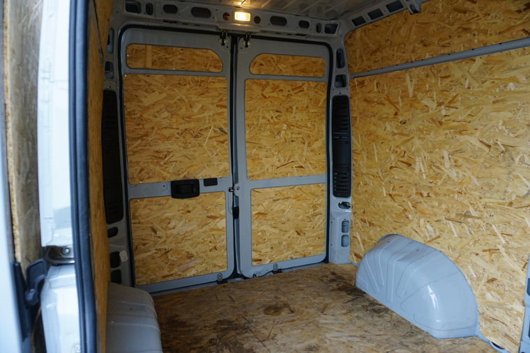 Vehicle Image 31