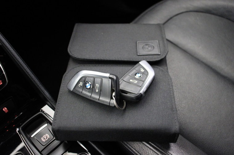 Vehicle Image 32
