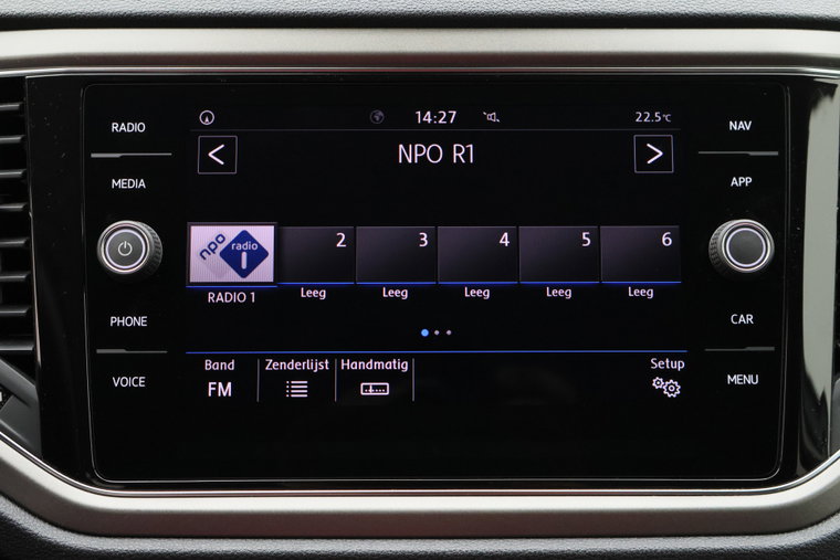 Vehicle Image 35