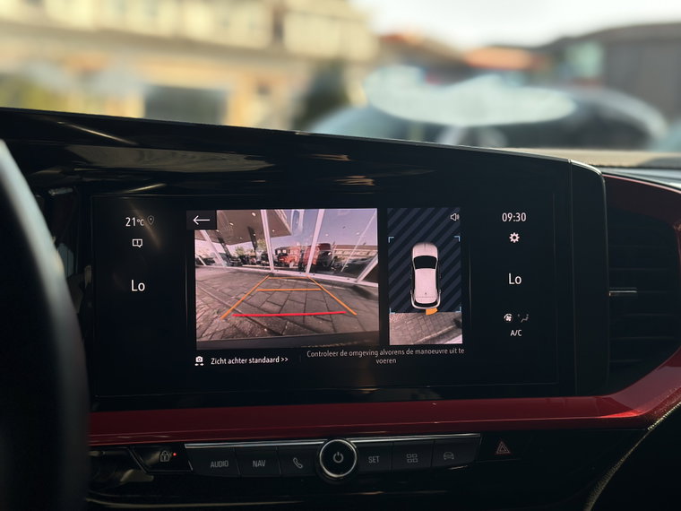 Vehicle Image 35