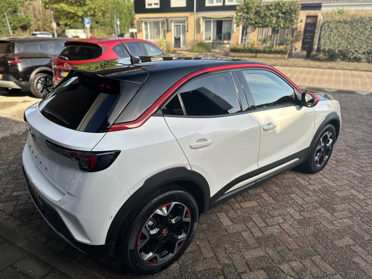 Vehicle Image 38